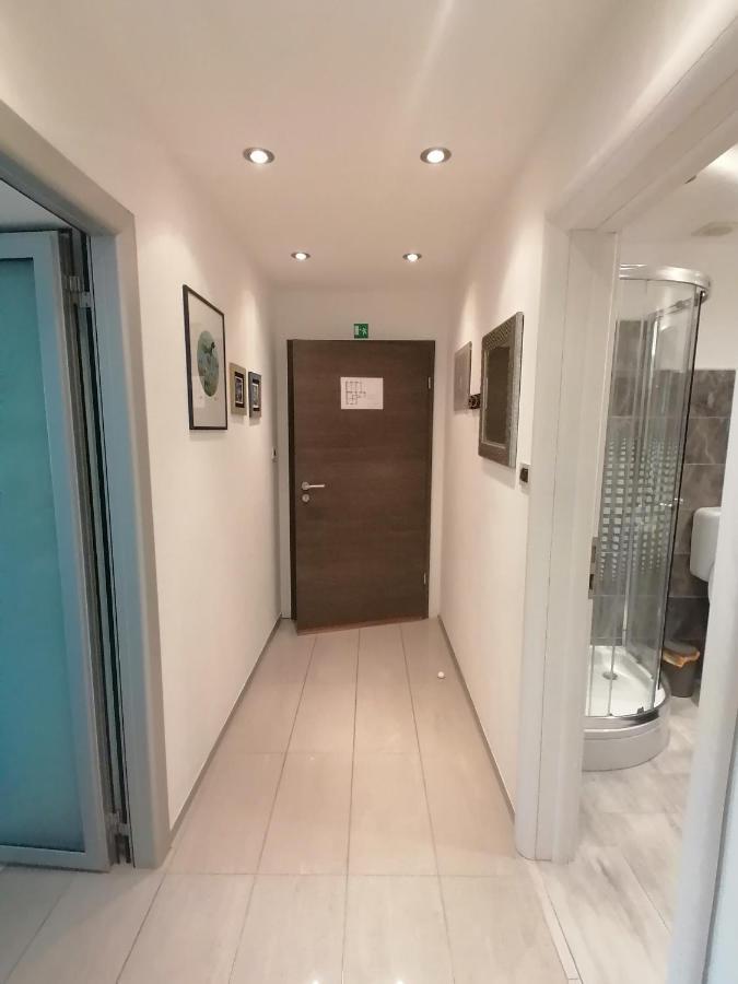 Via Corso Rijeka Exterior foto